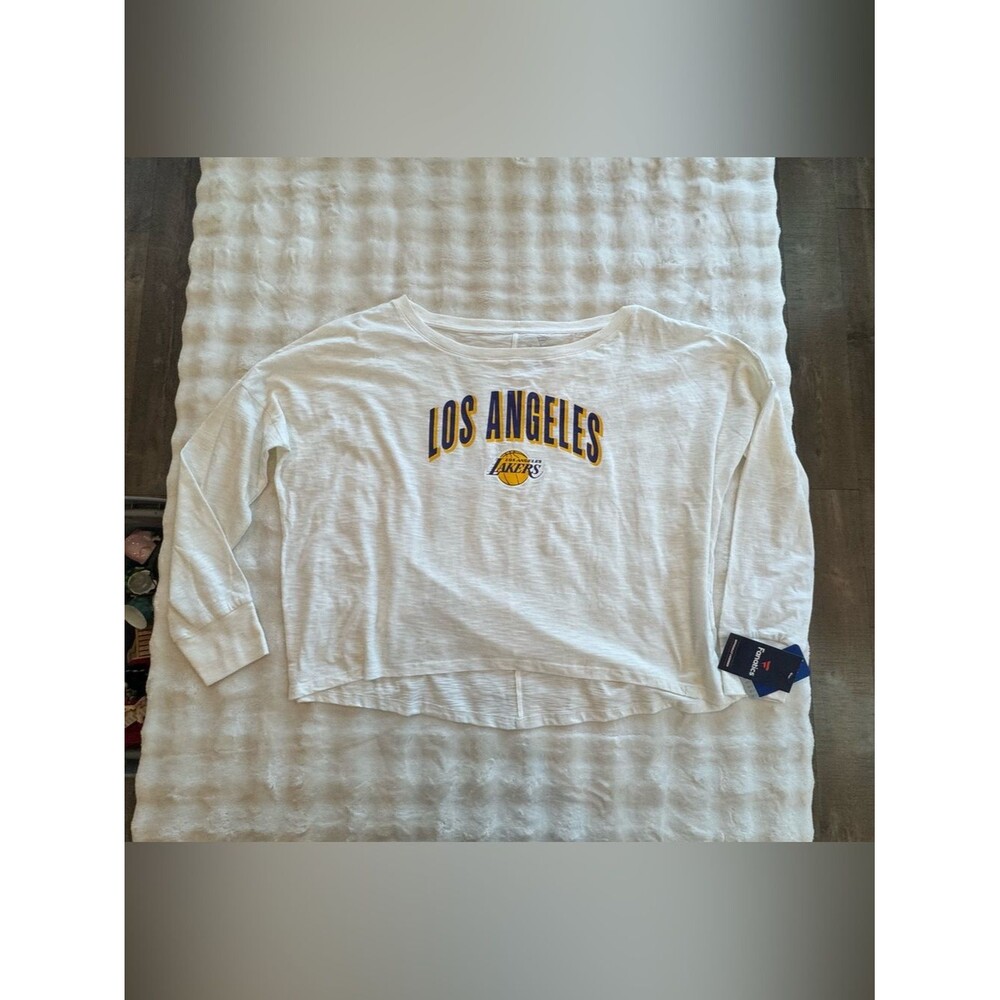 NEW Women’s 2XL Los Angeles Lakers cropped long-sleeve T-shirt by Fanatics